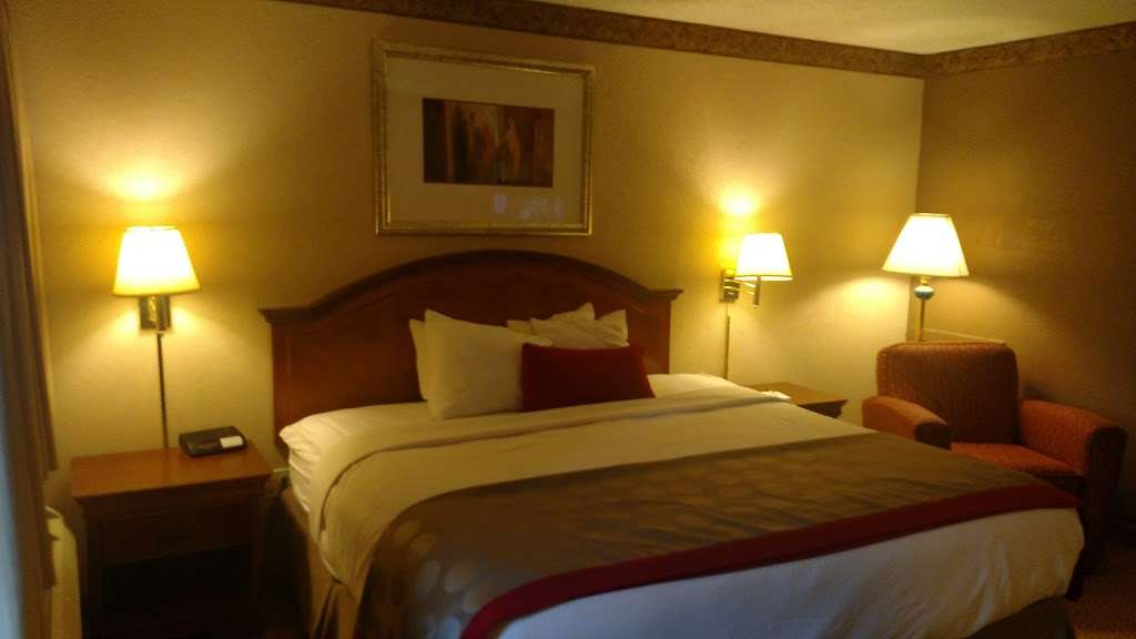 Ramada by Wyndham West Atlantic City | 8037 E Black Horse Pike, Pleasantville, NJ 08232, USA | Phone: (609) 241-9573