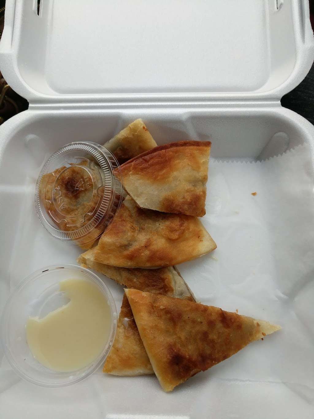 Happy Cafe | 526 S Wells St, Lake Geneva, WI 53147, USA | Phone: (262) 248-8181