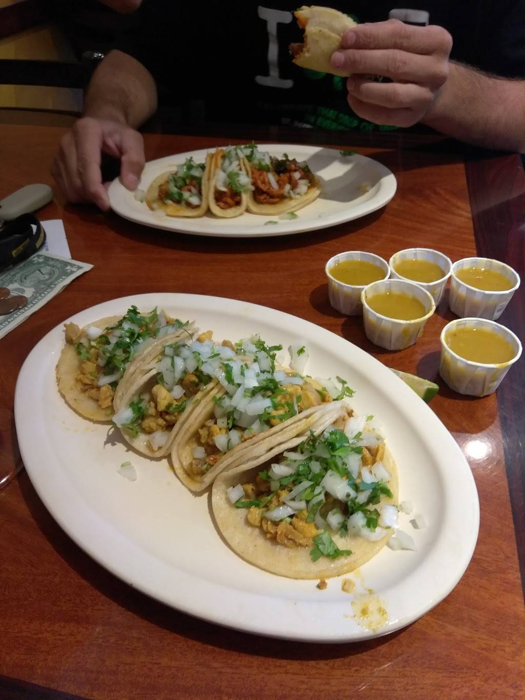 Tacos Móre | 5666 Etiwanda Ave C, Mira Loma, CA 91752, USA | Phone: (951) 332-6696