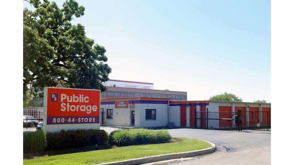 Public Storage | 665 Big Timber Rd, Elgin, IL 60123, USA | Phone: (224) 276-6664