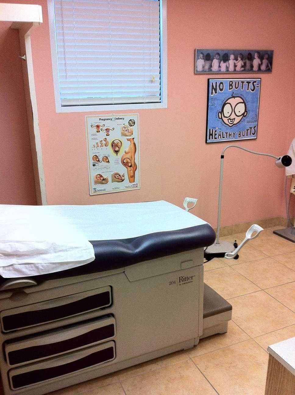 Casteneda Jose F MD | 250 SE 23rd Ave # A, Boynton Beach, FL 33435 | Phone: (561) 737-2085