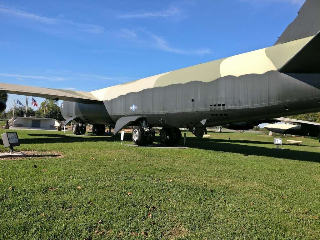 B-52D Stratofortress | Jeff Fuqua Blvd, Orlando, FL 32827, USA