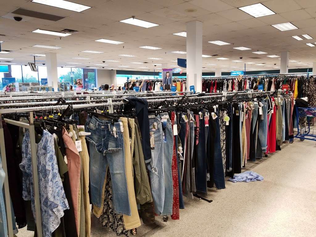 Ross Dress for Less | 13065 Lee Jackson Memorial Hwy, Fairfax, VA 22033, USA | Phone: (703) 818-2180