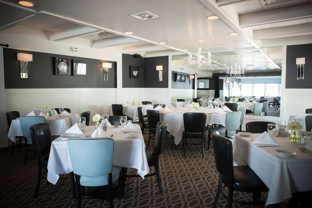 Siros Restaurant | 307 Victory Rd, Quincy, MA 02171, USA | Phone: (617) 472-4500