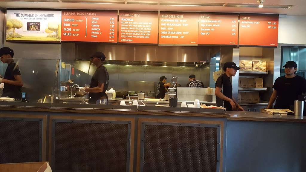 Chipotle Mexican Grill | 3748 S Figueroa St, Los Angeles, CA 90007, USA | Phone: (213) 765-9068