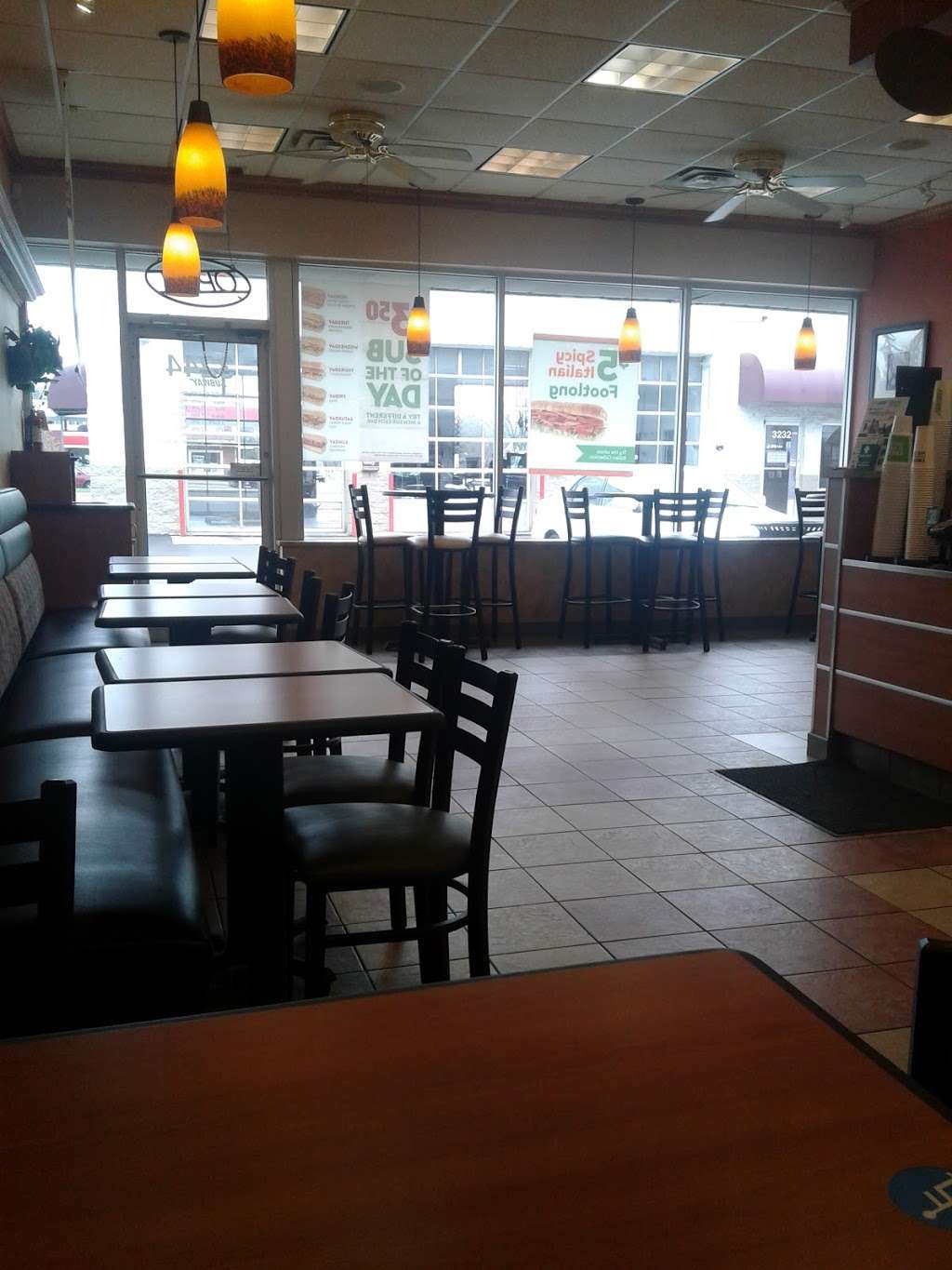 Subway Restaurants | 3244 Glenview Rd, Glenview, IL 60025, USA | Phone: (847) 998-1308