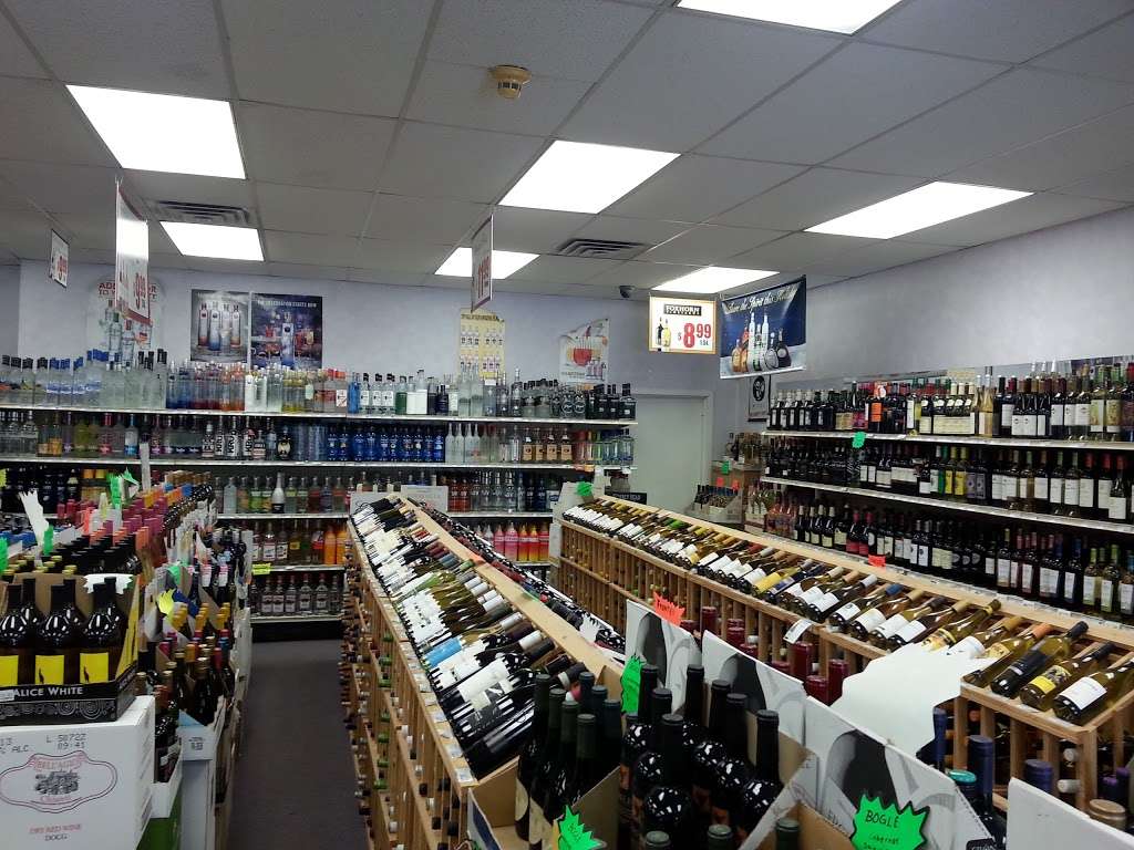 discount wine & liquor | 1200 NY-208, Monroe, NY 10950 | Phone: (845) 783-8517