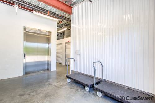 CubeSmart Self Storage | 7901 Glenwood Ave, Raleigh, NC 27612, USA | Phone: (919) 578-8880