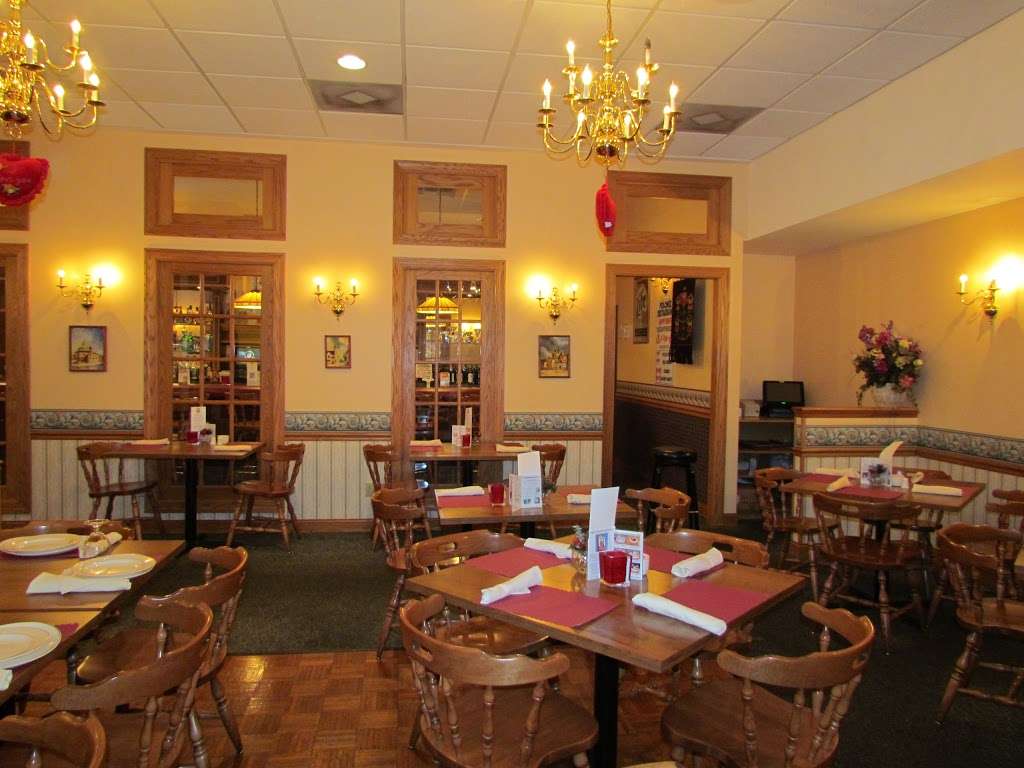 Polonez Restaurant | 4016 S Packard Ave, St Francis, WI 53235, USA | Phone: (414) 482-0080