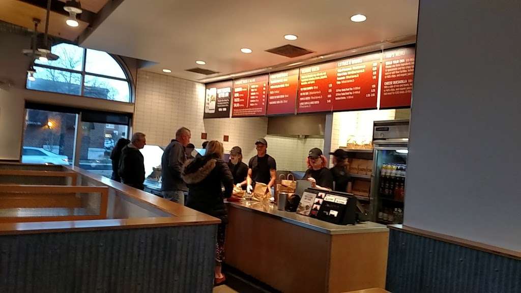 Chipotle Mexican Grill | 2503 Brandermill Blvd, Gambrills, MD 21054, USA | Phone: (410) 451-4161