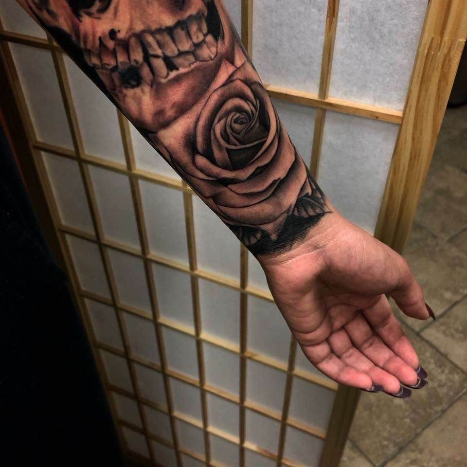 San Antonio Rose Tattoo | Appointment Only, Universal City, TX 78148, USA