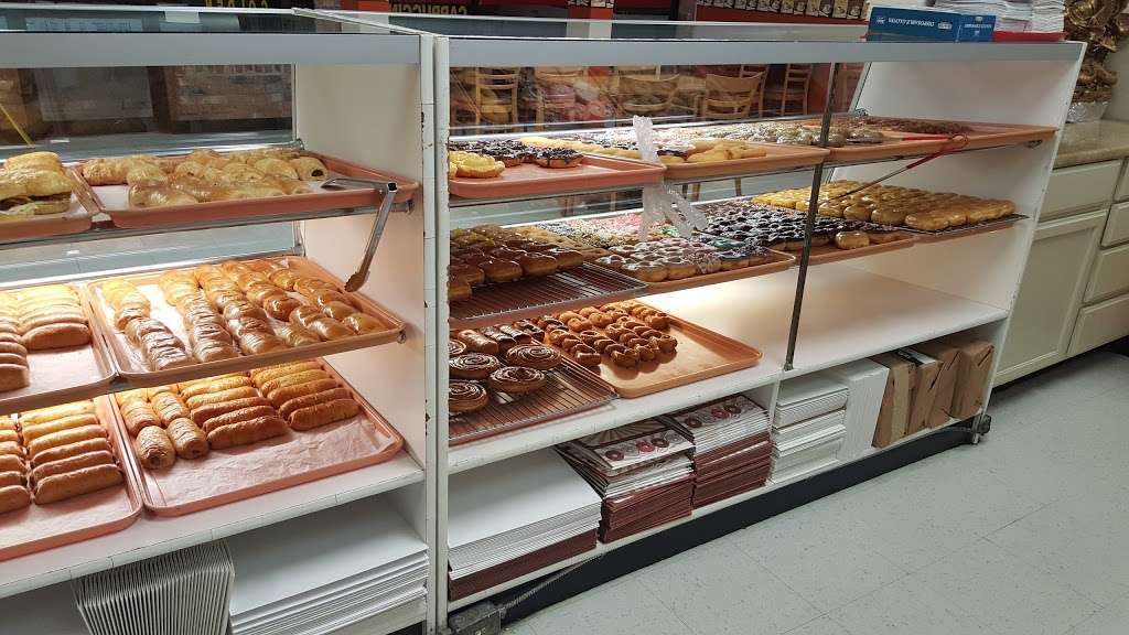 Sante Fe Donuts | 11950 Hwy 6, Santa Fe, TX 77510, USA | Phone: (409) 925-4999