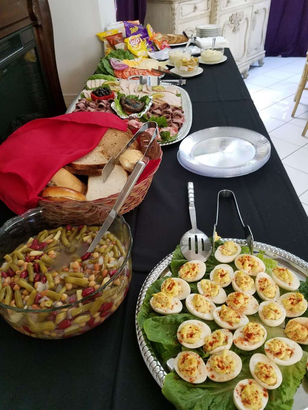 Salazar Catering/Boardroom Cafe | 10910 Clarksville Pike, Ellicott City, MD 21042, USA | Phone: (410) 313-6764