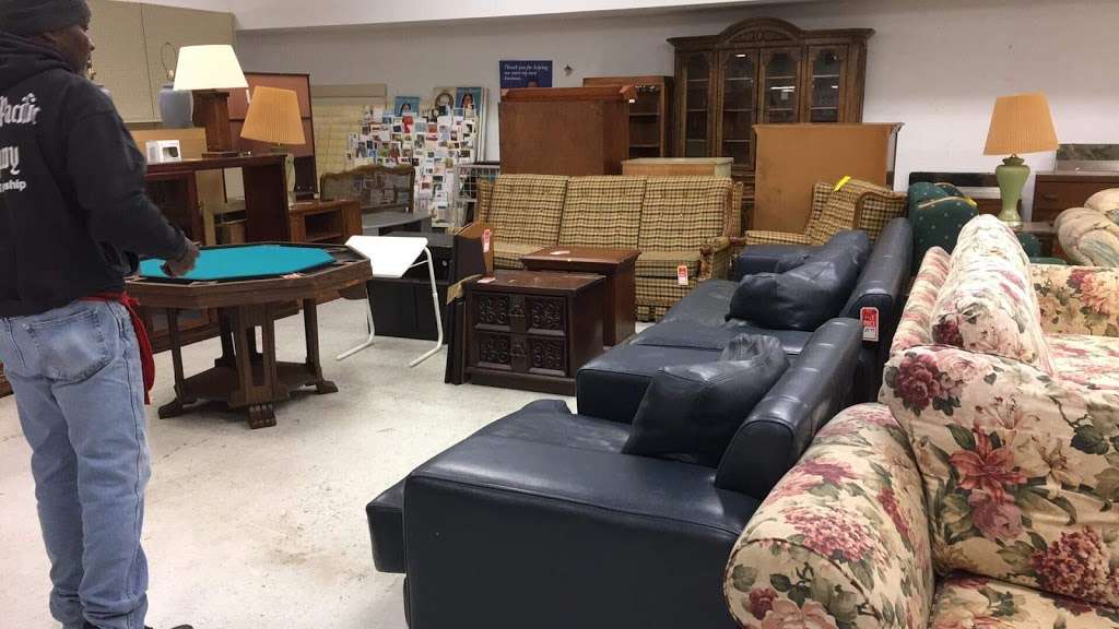 Volunteers of America Thrift Store | 400 S Main St, Wilkes-Barre, PA 18701, USA | Phone: (570) 829-5100