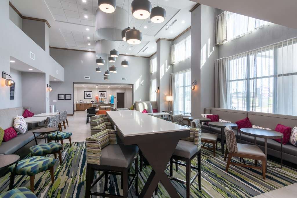 Hampton Inn & Suites Dallas East | 8605 E R L Thornton Fwy, Dallas, TX 75228, USA | Phone: (469) 206-6030