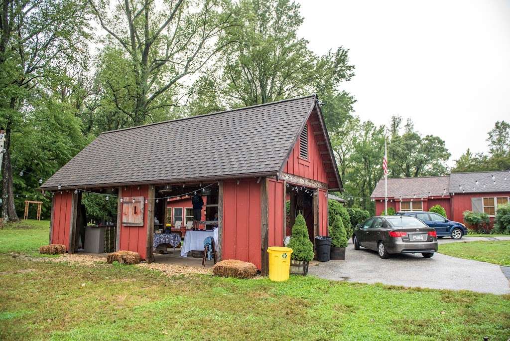 Hemlock Farm | 31 Old South River Rd, Edgewater, MD 21037, USA | Phone: (410) 271-5336