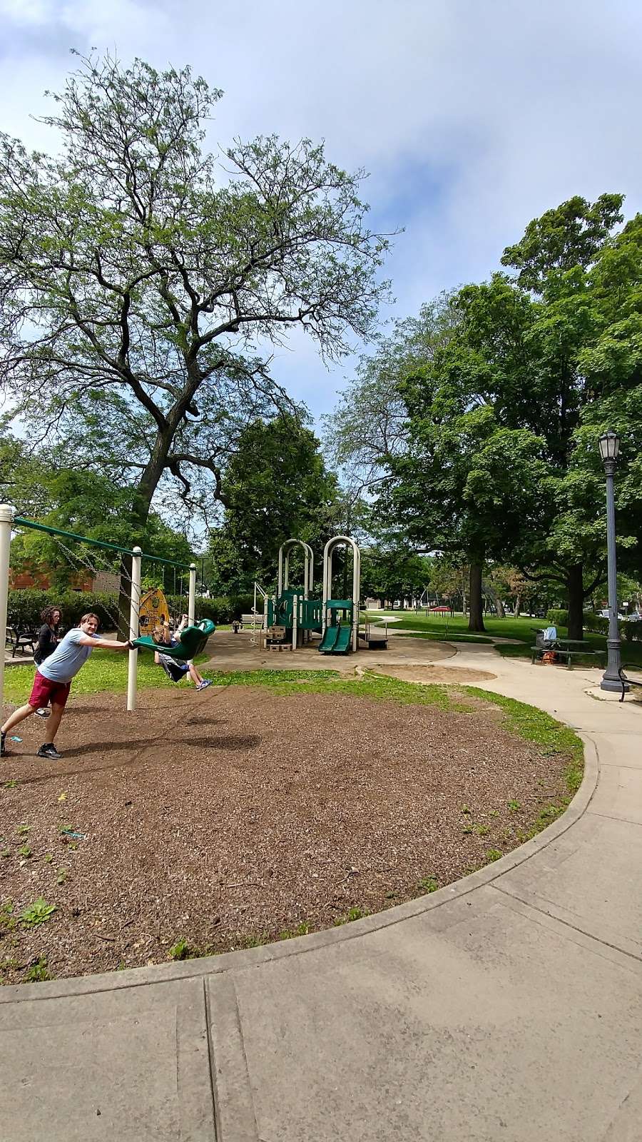 Kelly Park | Kelly Park, Evanston, IL 60202