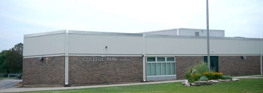 College Park Elementary School | 5701 W College Ave, Greendale, WI 53129 | Phone: (414) 423-2850