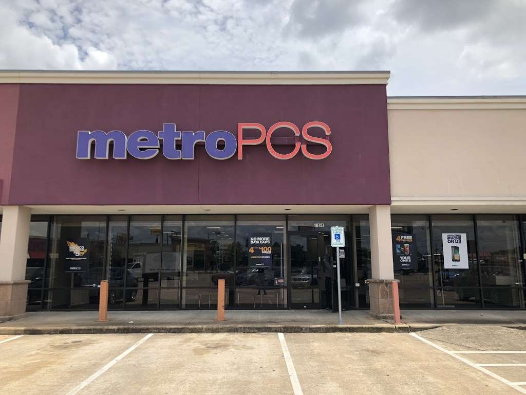 Metro by T-Mobile | 10757 Gulf Fwy, Houston, TX 77034, USA | Phone: (713) 574-6917