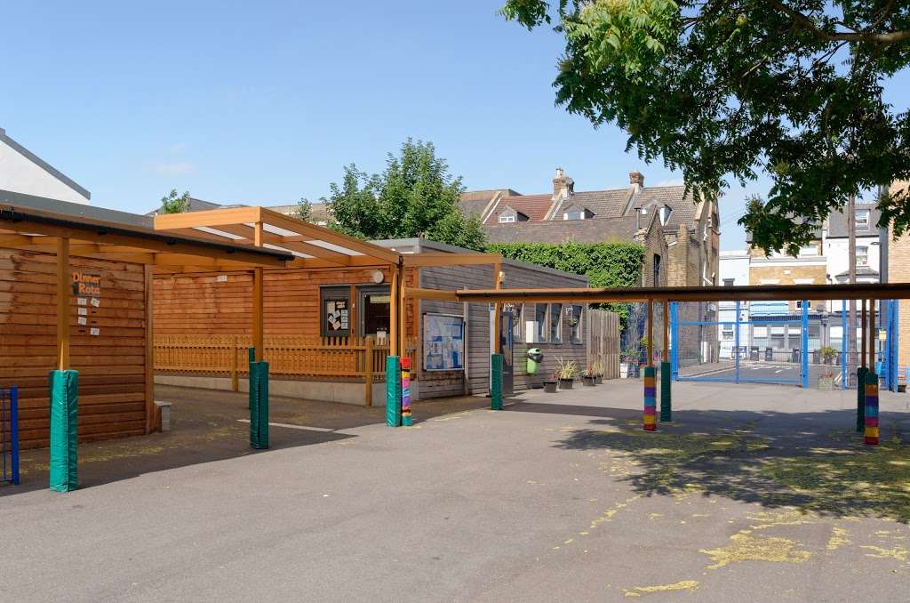 Lucas Vale Primary School | St Nicholas St, London SE8 4QF, UK | Phone: 020 8692 4660
