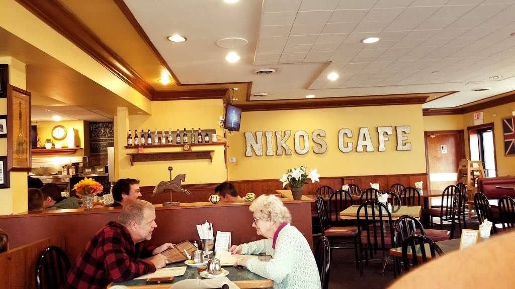 Nikos Cafe and Bar | S75W17358 Janesville Rd, Muskego, WI 53150, USA | Phone: (262) 679-3663