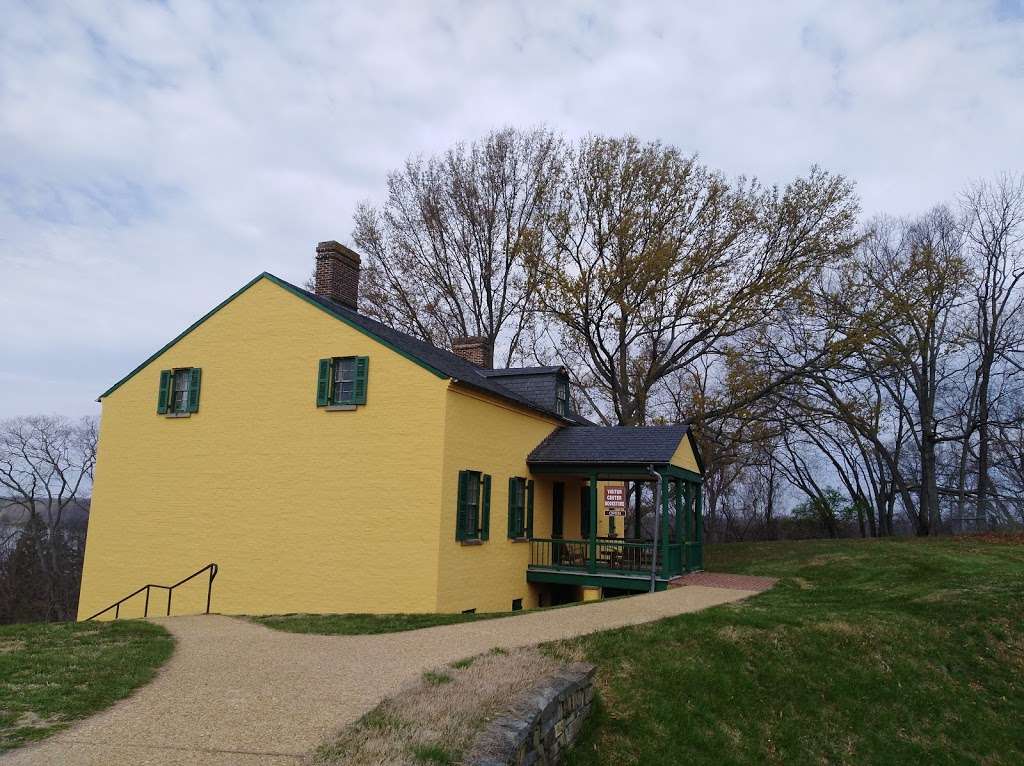 Fort Washington Visitor Center | 13551 Fort Washington Rd, Fort Washington, MD 20744, USA | Phone: (301) 763-4600