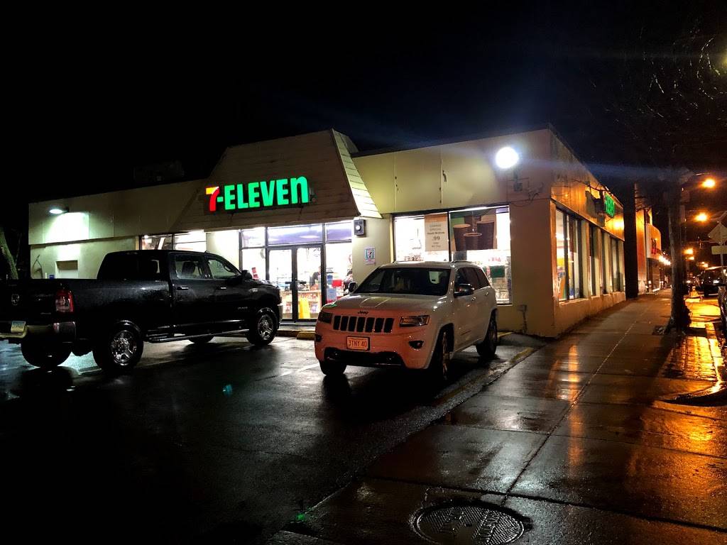 7-Eleven | 1710 Centre St, West Roxbury, MA 02132, USA | Phone: (617) 327-0805