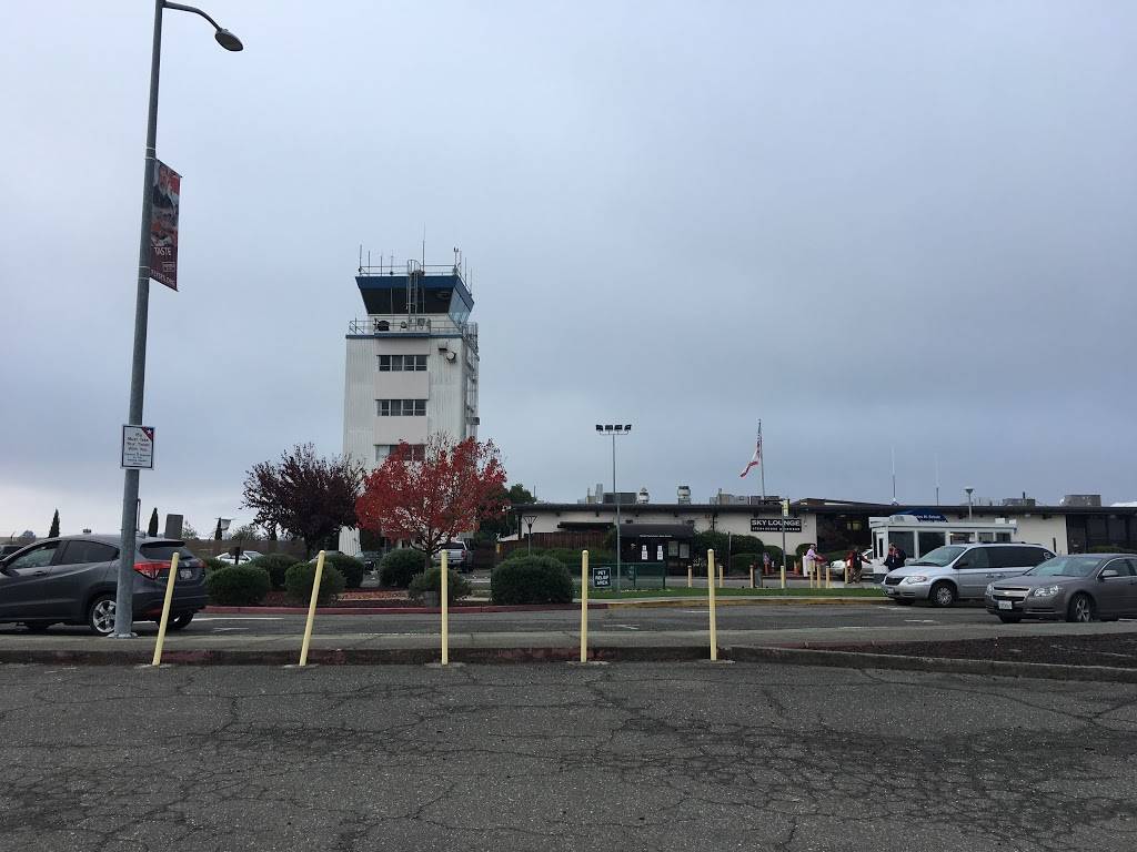 Charles M. Schulz–Sonoma County Airport | 2200 Airport Blvd, Santa Rosa, CA 95403, USA | Phone: (707) 565-7240