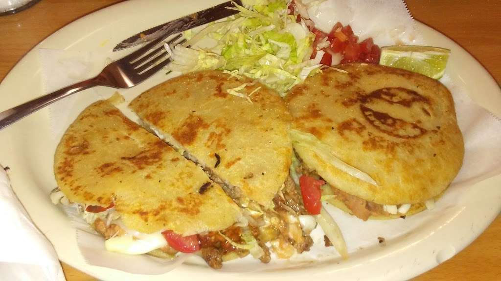 Taqueria Los Charros on 76th | 7539 Avenue J Suite A, Houston, TX 77012 | Phone: (713) 921-1661