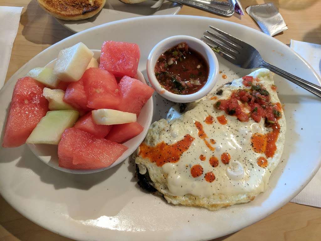 Hunnys Cafe | 31253 Riverside Dr, Lake Elsinore, CA 92530, USA | Phone: (951) 245-4548