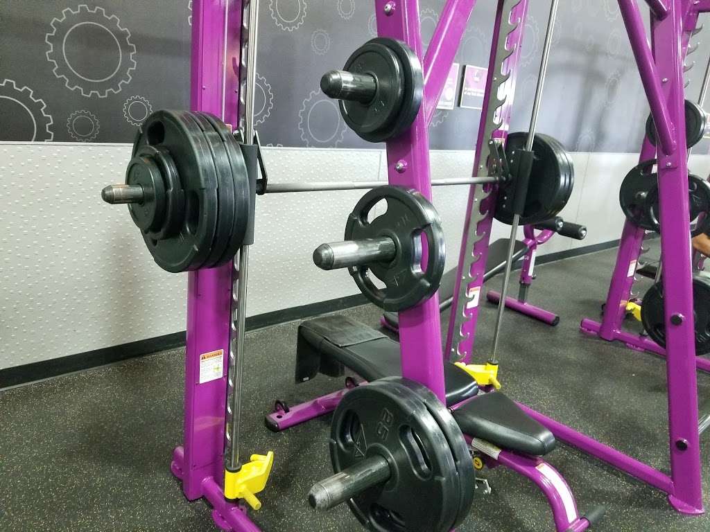 Planet Fitness | 4545 S Noland Rd B, Independence, MO 64055, USA | Phone: (816) 478-7095