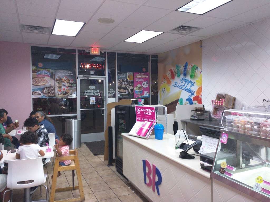 Baskin-Robbins | 634 Northwest Loop 410, San Antonio, TX 78216, USA | Phone: (210) 402-3151