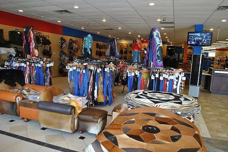 uHorse Saddle & Leather Superstore | 12002 Southwest Fwy, Meadows Place, TX 77477 | Phone: (281) 698-0077