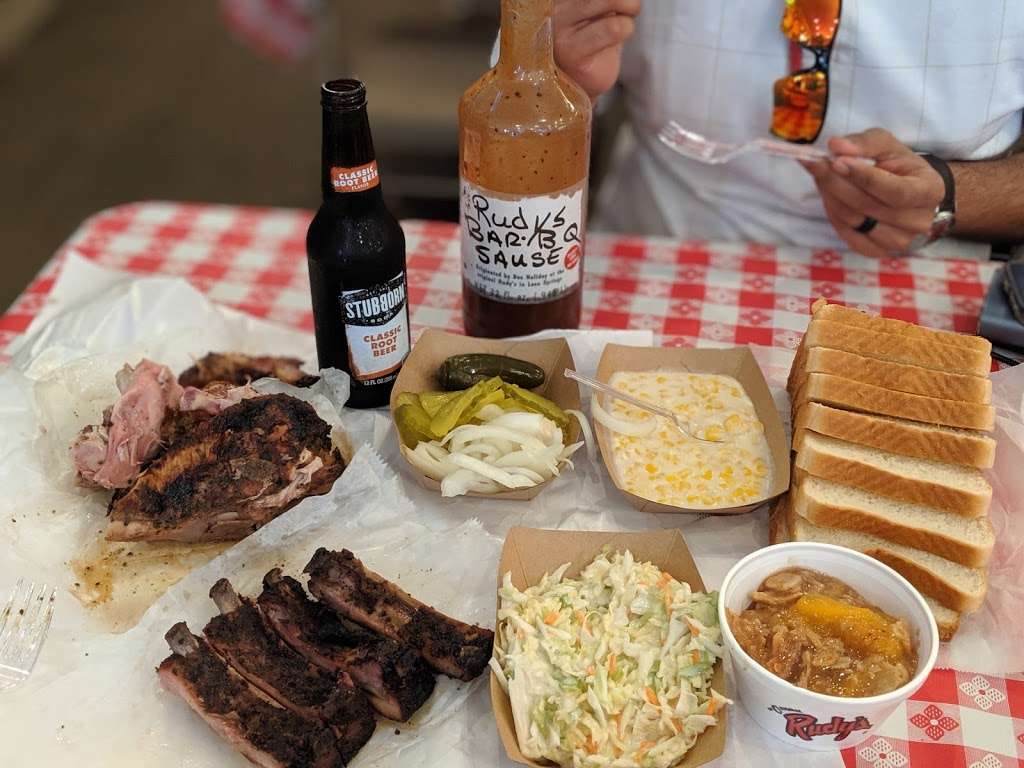 Rudys "Country Store" and Bar-B-Q | 10623 Westover Hills Blvd, San Antonio, TX 78251 | Phone: (210) 653-7839