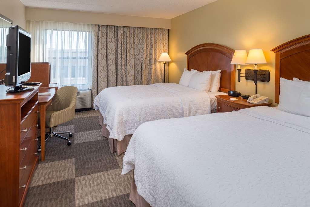 Hampton Inn San Antonio-Northwoods | 2127 Gold Canyon Dr, San Antonio, TX 78232, USA | Phone: (210) 404-1144