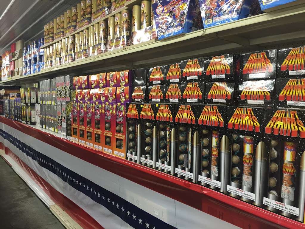 Black Bull Fireworks | 10505 US-12, Michigan City, IN 46360, USA | Phone: (219) 861-0980