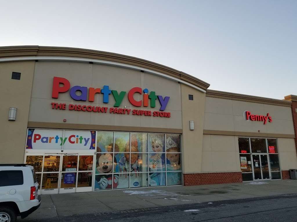 Party City | 450 River Oaks W, Calumet City, IL 60409 | Phone: (708) 832-2850