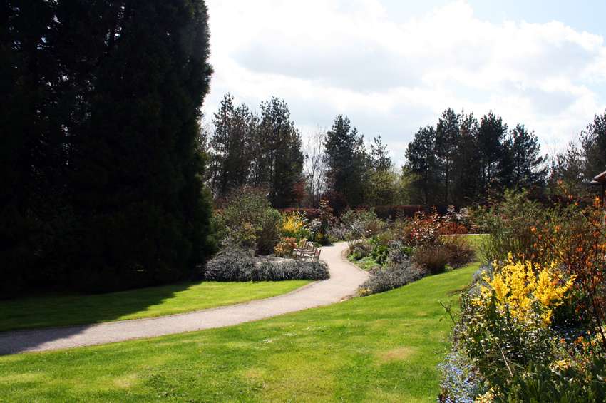 Cornford House Nursing Home & Care Suites | Cornford Lane, Pembury, Tunbridge Wells TN2 4QS, UK | Phone: 01892 820100