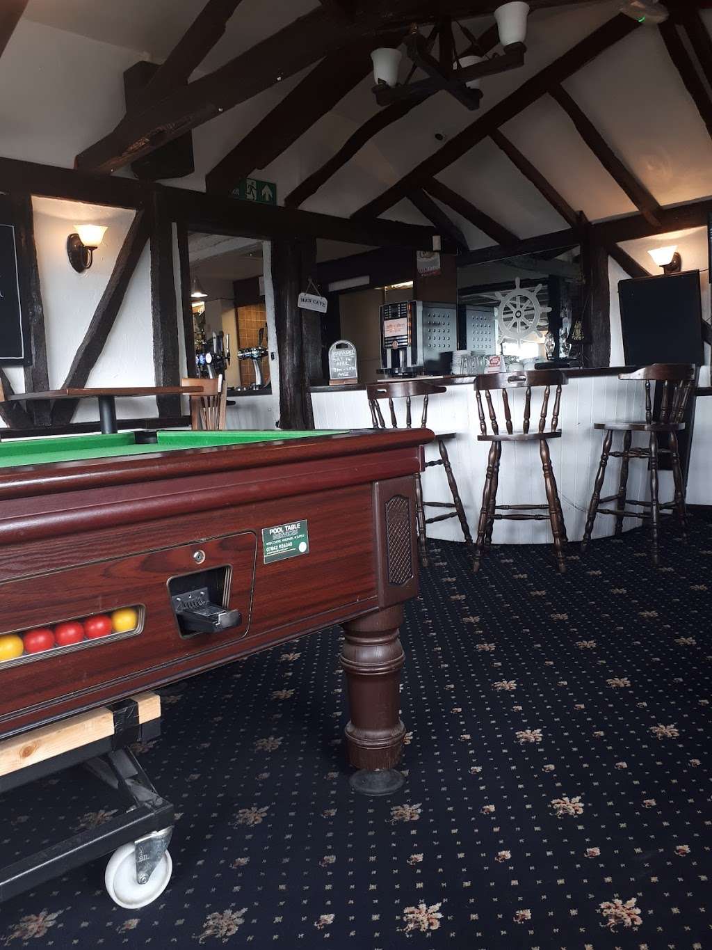 The Ship | Stock Rd, West Hanningfield, Chelmsford CM2 8LB, UK | Phone: 01277 840201