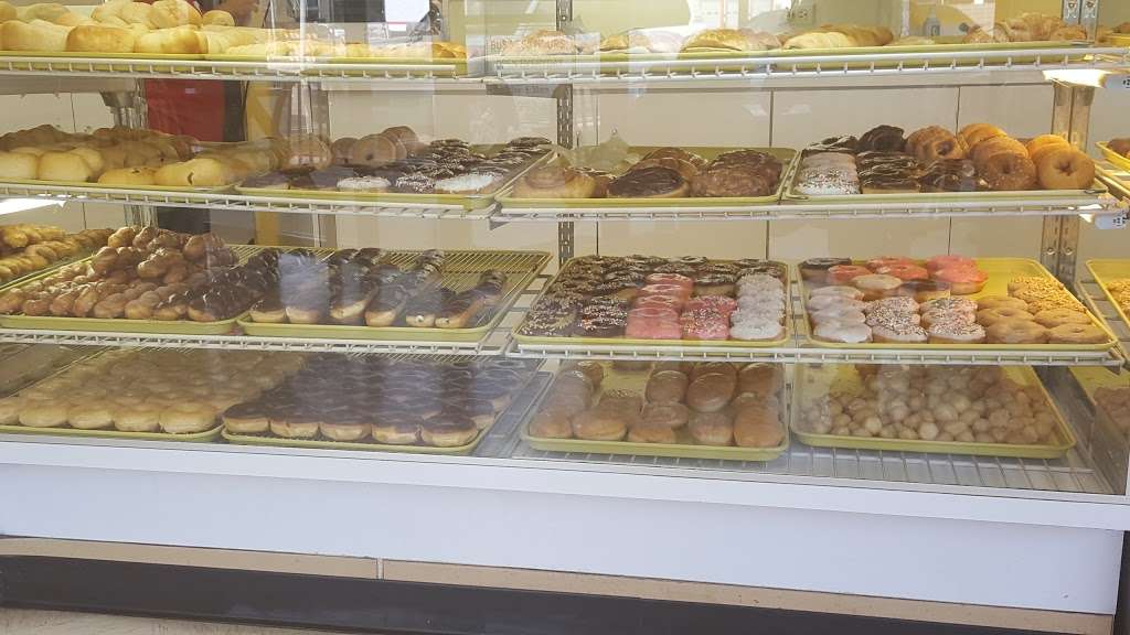 Rileys Donuts | 3126 FM 528 Rd, Webster, TX 77598, USA | Phone: (281) 992-4585