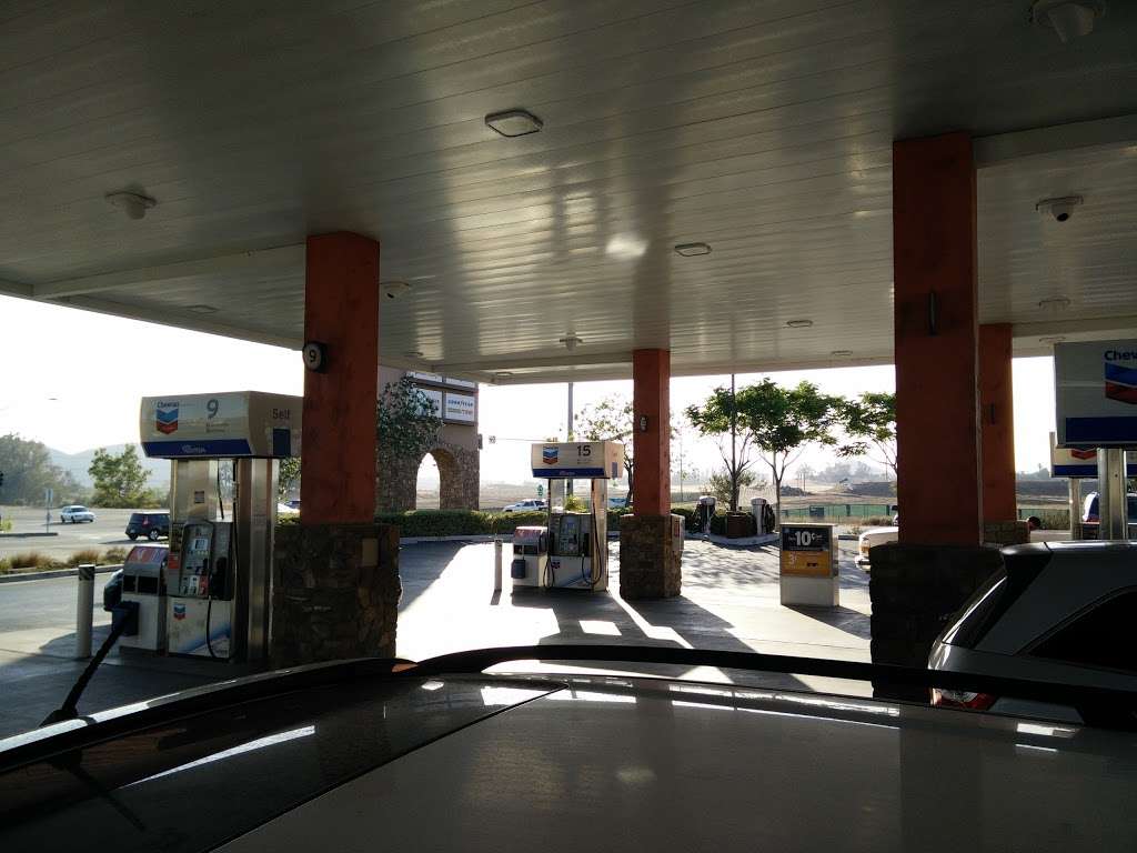 Chevron Winchester | 30616 Benton Rd, Winchester, CA 92596, USA | Phone: (951) 325-5861