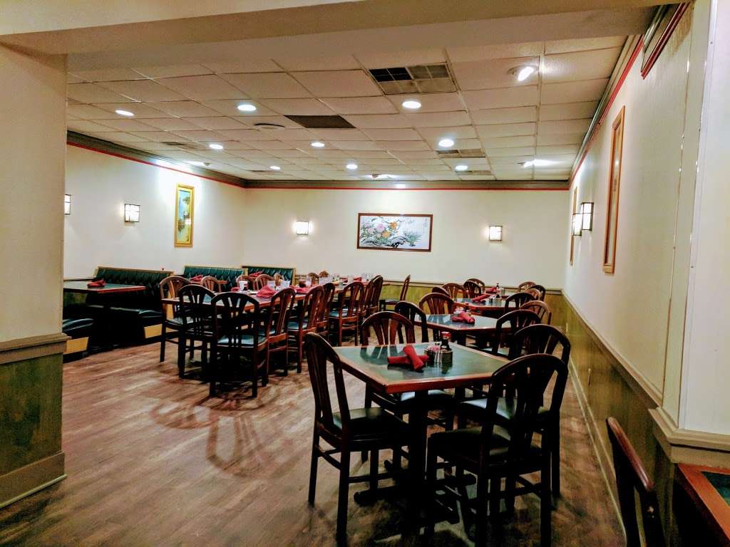 Lotus Restaurant | 163 E Plaza Dr, Mooresville, NC 28115, USA | Phone: (704) 663-0613