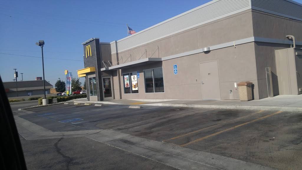 McDonalds | 356 Weedpatch Hwy, Bakersfield, CA 93307 | Phone: (661) 364-0430