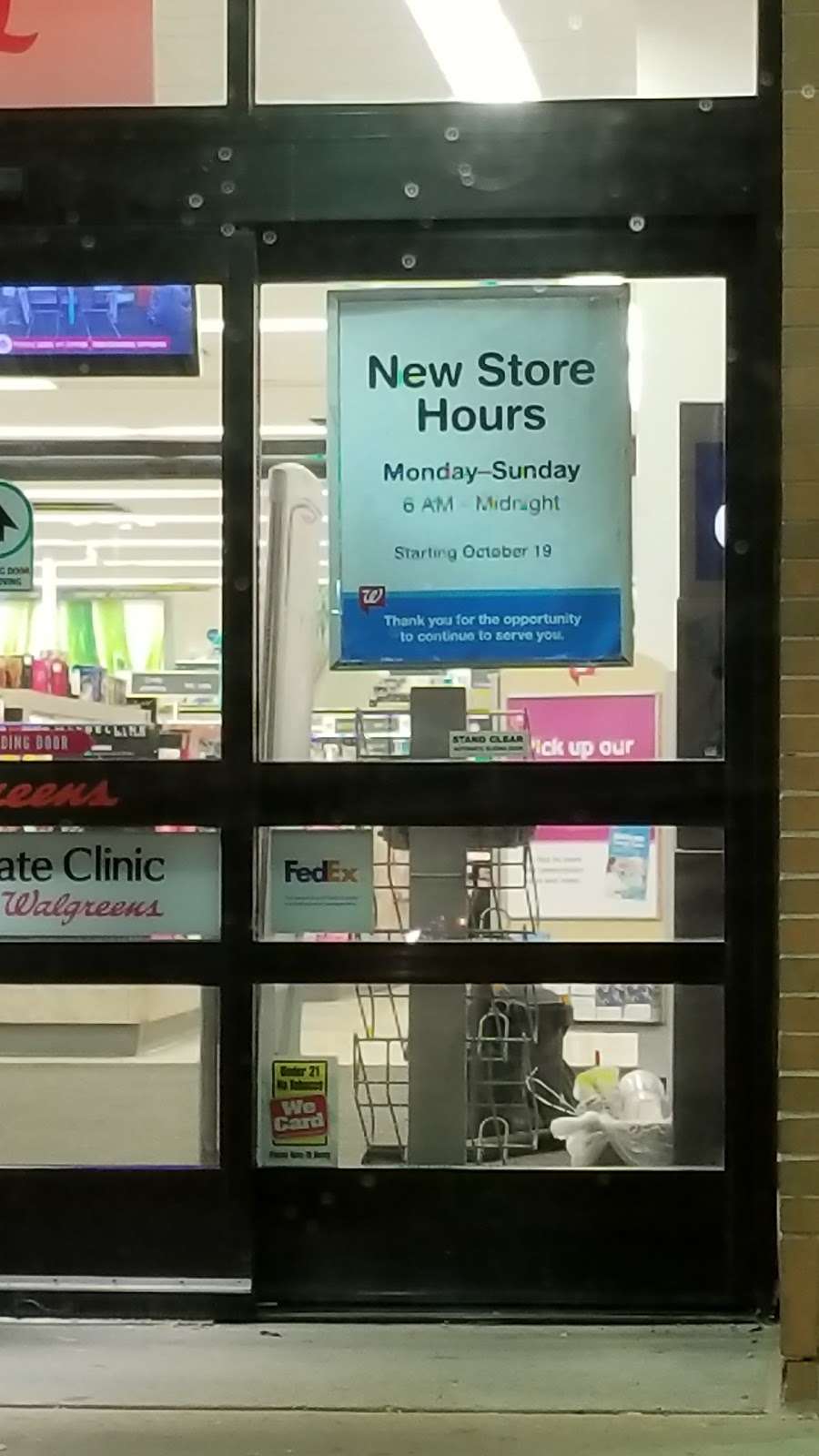 Walgreens | 7510 N Western Ave, Chicago, IL 60645, USA | Phone: (773) 764-1765