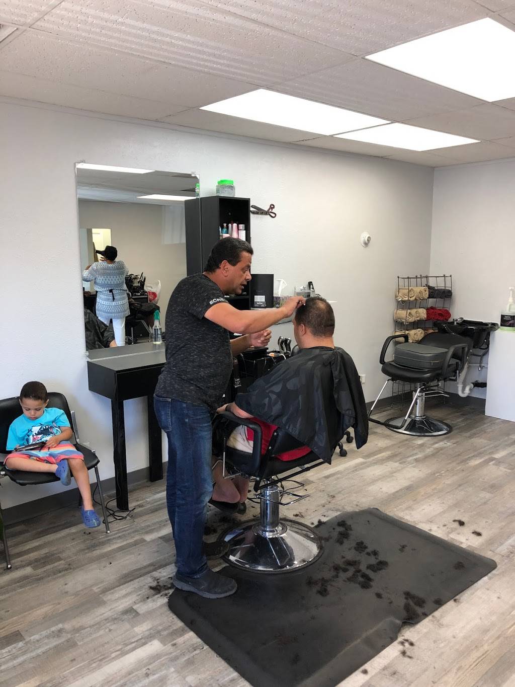 New Look Barber Shop حلاق عربي | 5777 E Evans Ave Ste 4, Denver, CO 80222 | Phone: (720) 402-1460