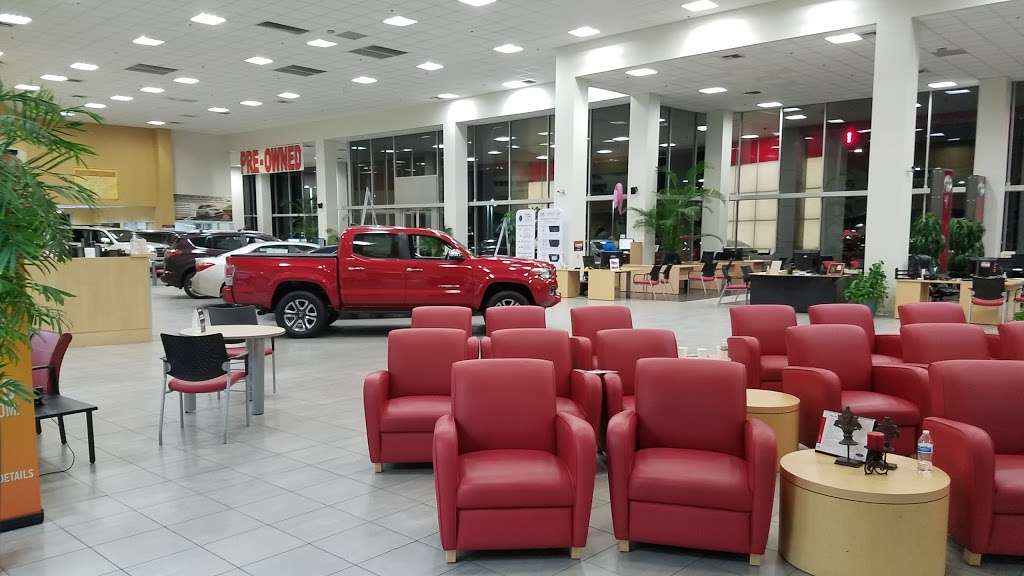 Fort Bend Toyota | 20465 Southwest Fwy, Richmond, TX 77469, USA | Phone: (281) 341-5900