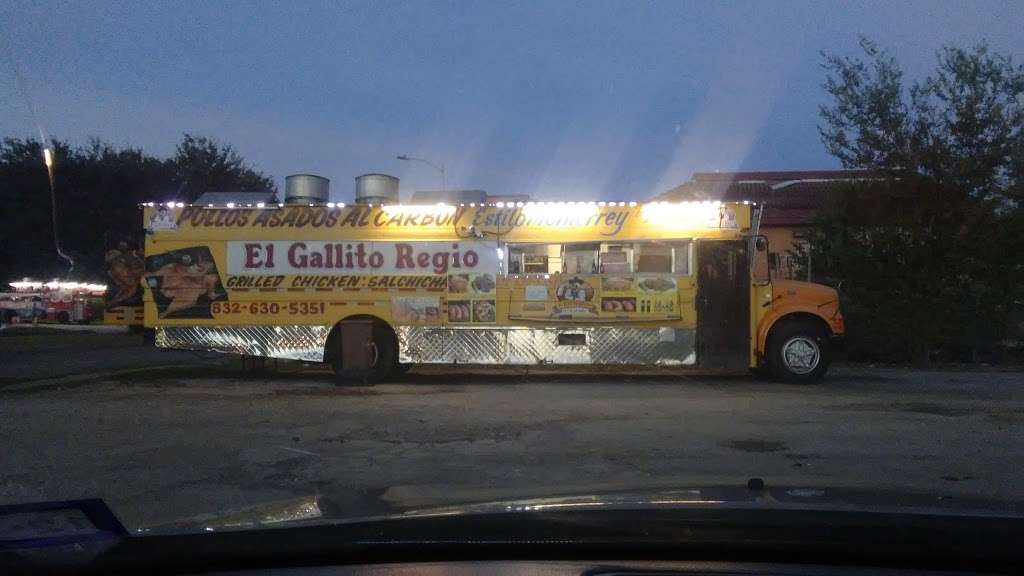 El Gallito Regio | 903 Edgebrook Dr, Houston, TX 77034 | Phone: (832) 630-5351