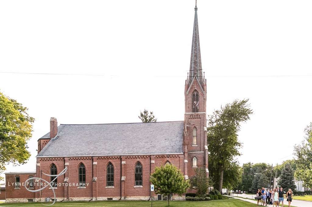 St Joseph Catholic Church | 225 W Owsley St, Chenoa, IL 61726, USA | Phone: (815) 945-2561
