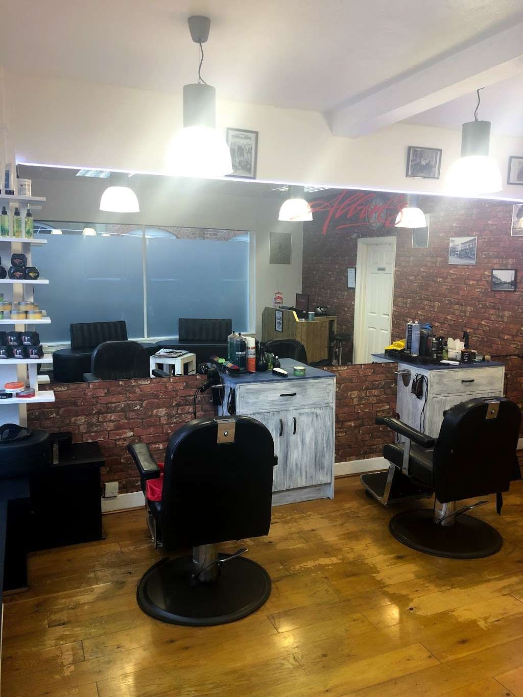 AlbertsBarbershop .. | 181 Chessington Rd, Ewell, Epsom KT19 9XE, UK | Phone: 020 8393 3387