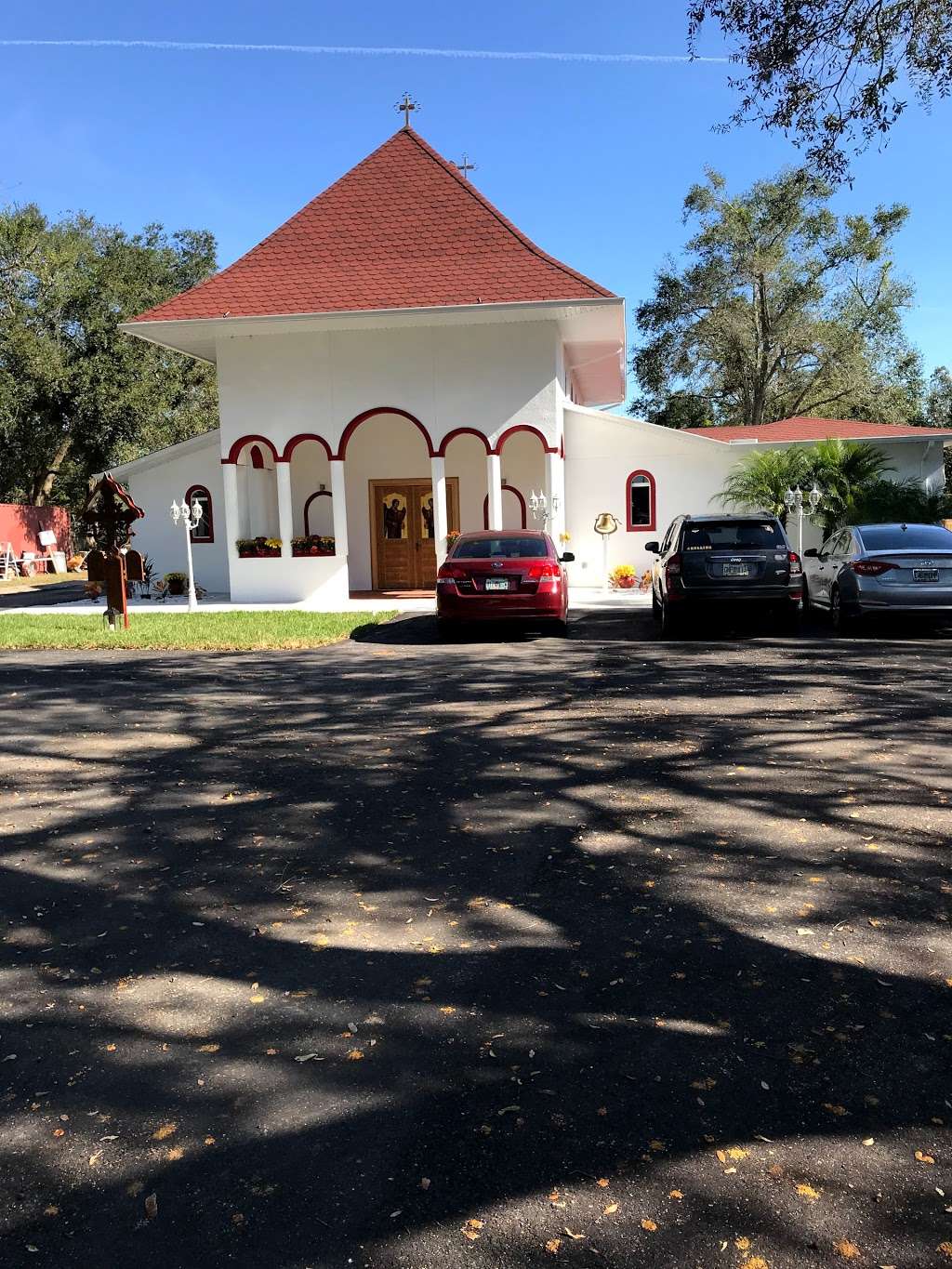 Biserica Sfinții Arhangheli Mihail și Gavril | 1809 Sheeler Ave, Apopka, FL 32703, USA | Phone: (407) 310-2939